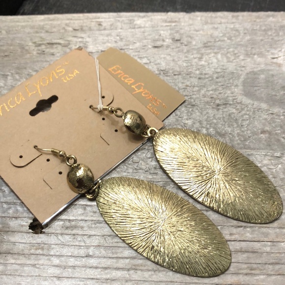 Erica Lyons Jewelry - NWT STUNNING Erica Lyons Pierced Earrings!
